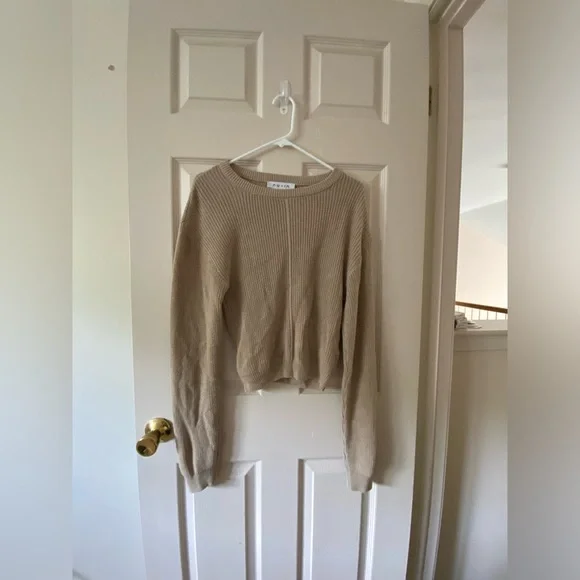 Nu-in Beige Crew Neck Sweater - Picture 1 of 4